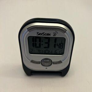 Skyscan Digital Desk Watch, Alarm, Backlights Date, Satellite Connection
